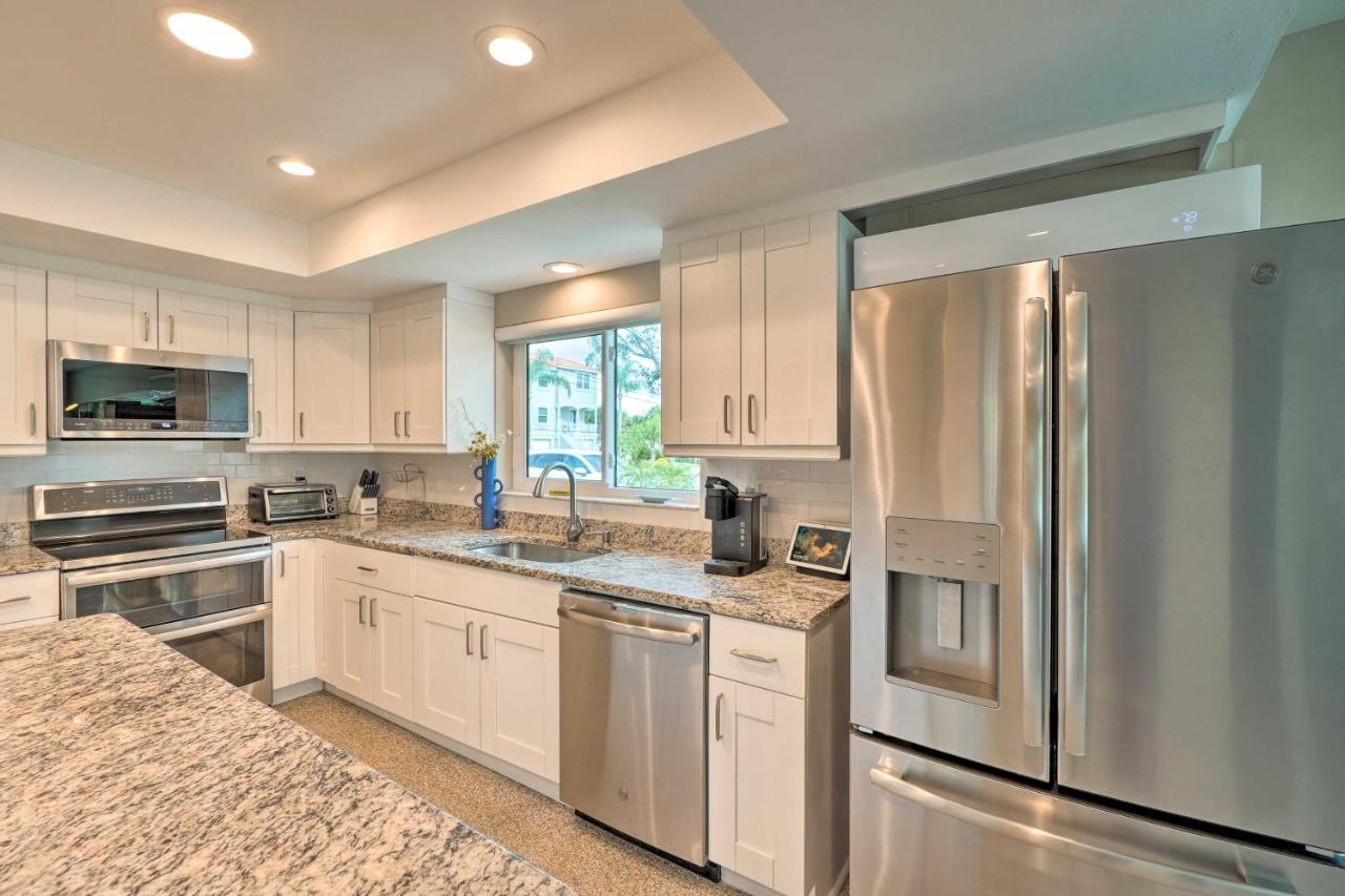 Pet-Friendly Waterfront Home - 2 Mi To Beach! Tarpon Springs Buitenkant foto