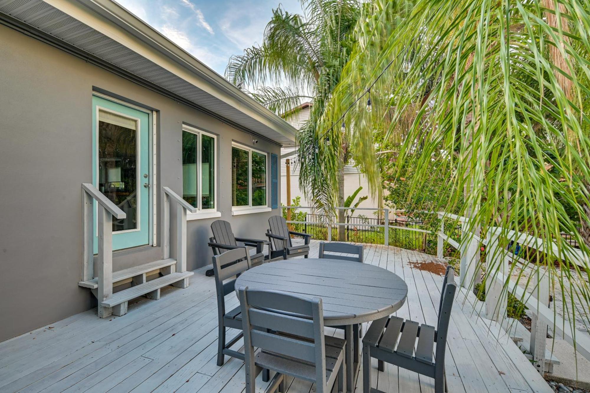 Pet-Friendly Waterfront Home - 2 Mi To Beach! Tarpon Springs Buitenkant foto